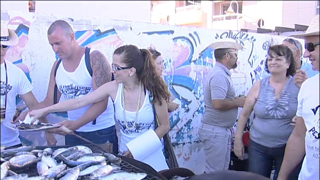 “Vará del Pescao” fest i Playa Arinaga med sardiner på menyn