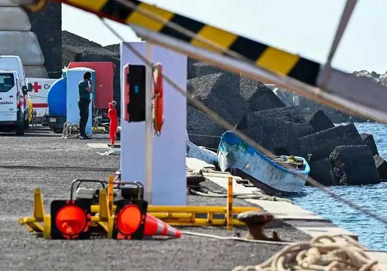 Fire døde blant 68 migranter reddet fra en ”cayuco” som forsøkte å nå Kanariøyene