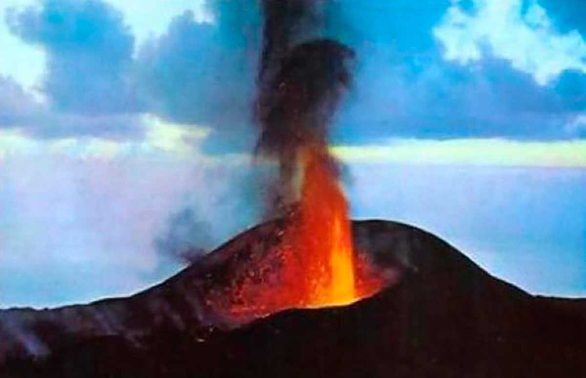 Vulkan spyr magma
