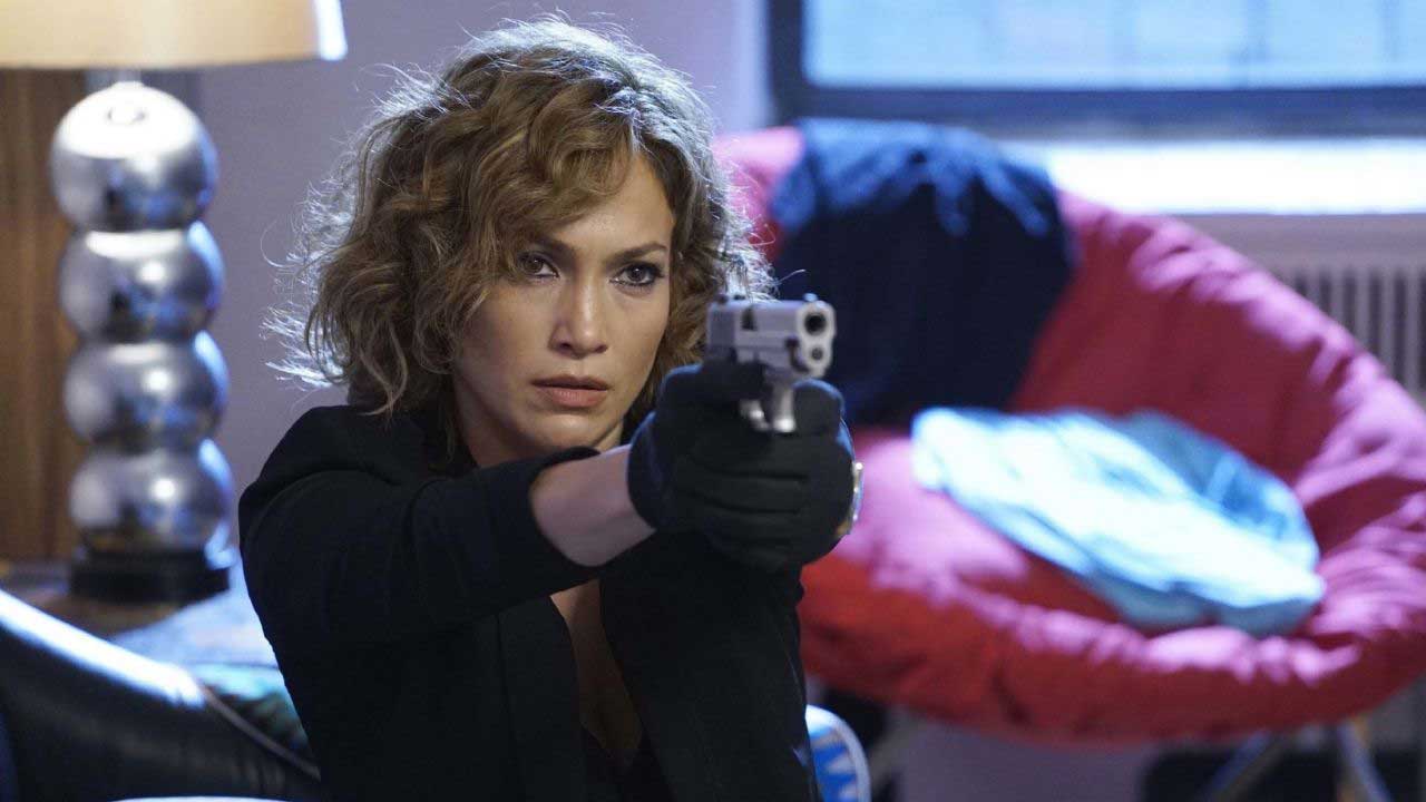 Jennifer Lopez med pistol