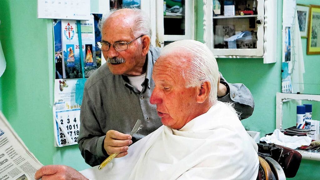 vi tittar på nyheterna i La Provincia