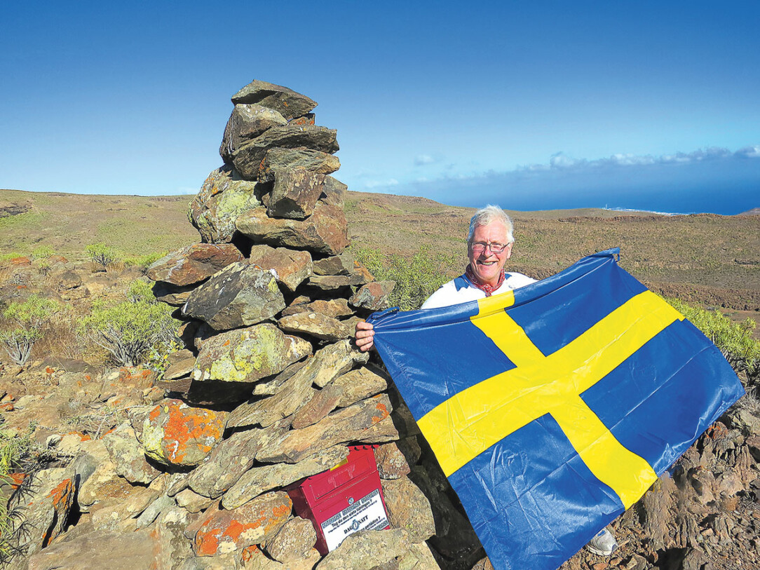 Birger Lövland med Svensk Flagga