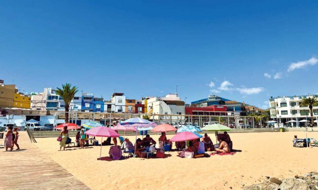 Perchel stranden Arguineguíns nye turistattraksjon