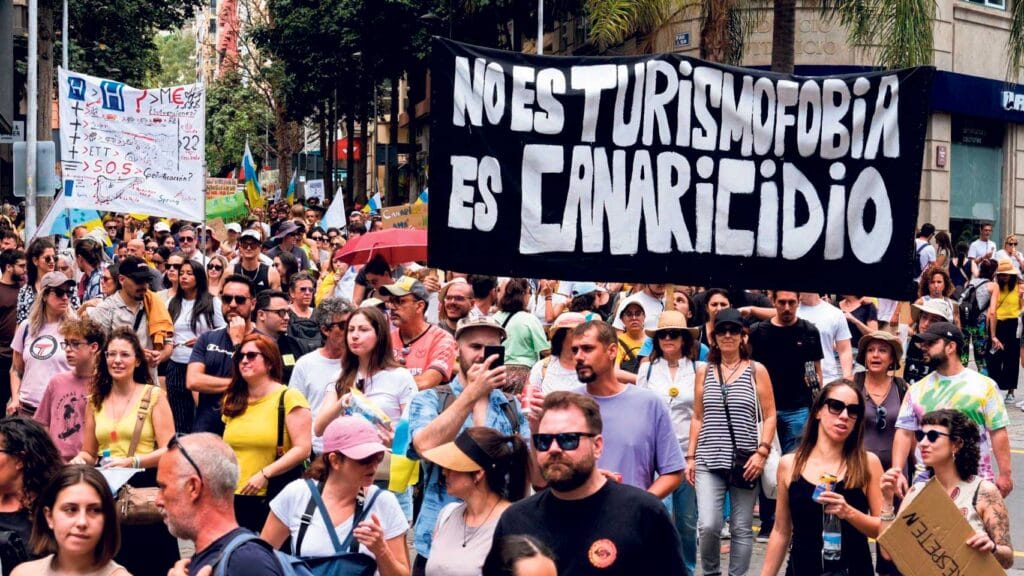 Framhävd bild turismo fobia protester