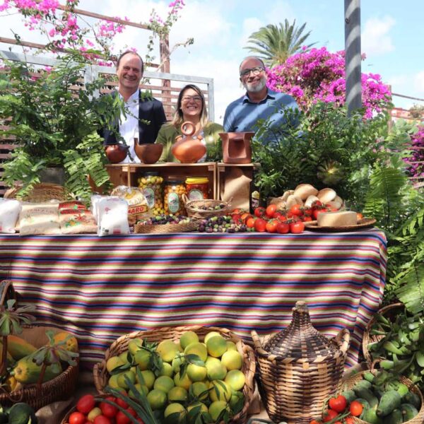 Stor bondmarknad «Feria del Sureste» i Carrizal