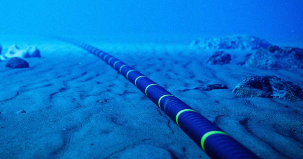 UNdervattens kabel för internet