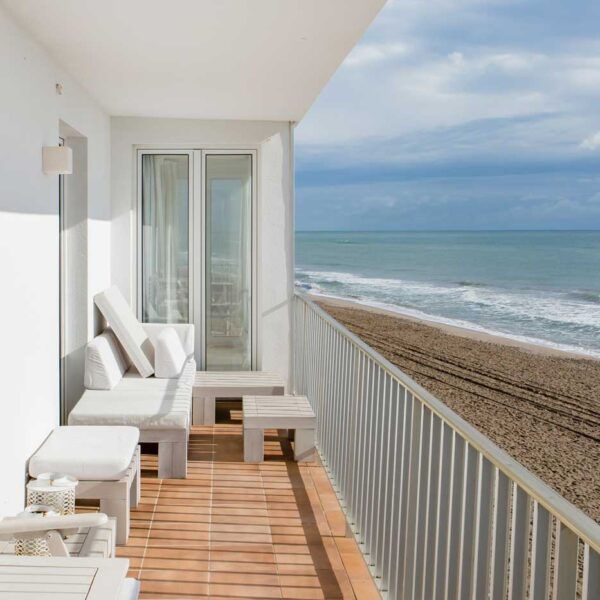 Lägenhet med balkong spanien