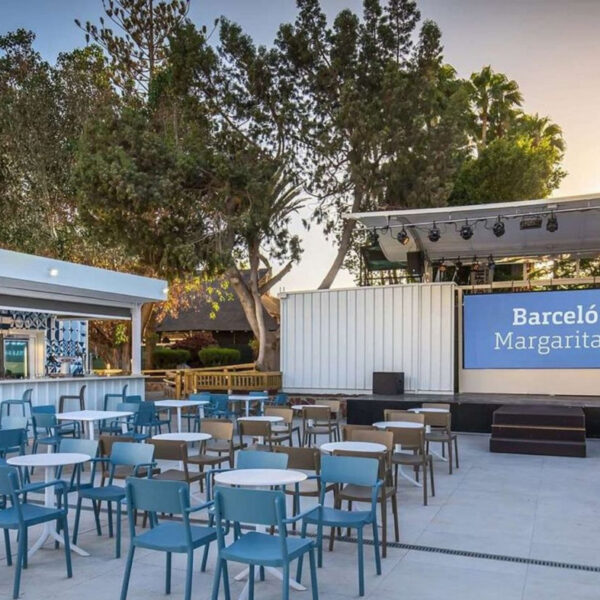 Poolbaren på Hotell Margaritas