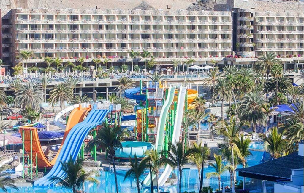 Lopesan tilbyr nesten 90 millioner euro for restene av Santana Cazorla imperiet