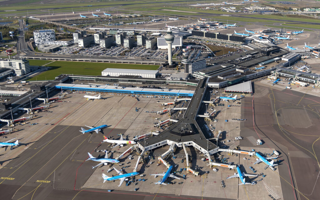 Flyygbild över schiphol flygplats