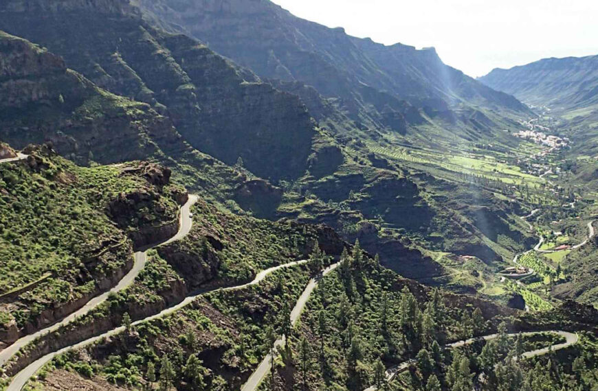 Väg upp till Fataga