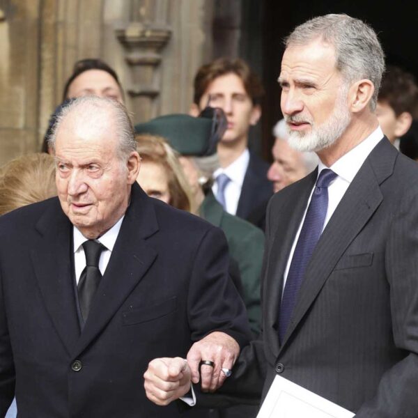 Juan Carlos med sin son nuvarande kungen