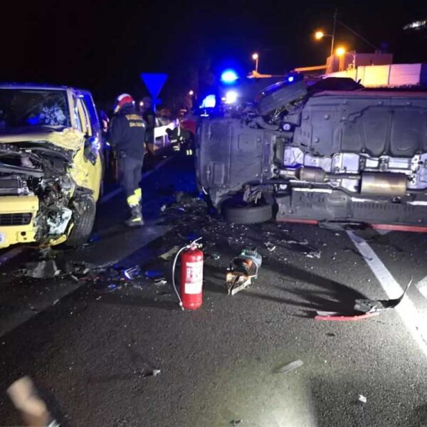 Krock mellan 2 varubilar