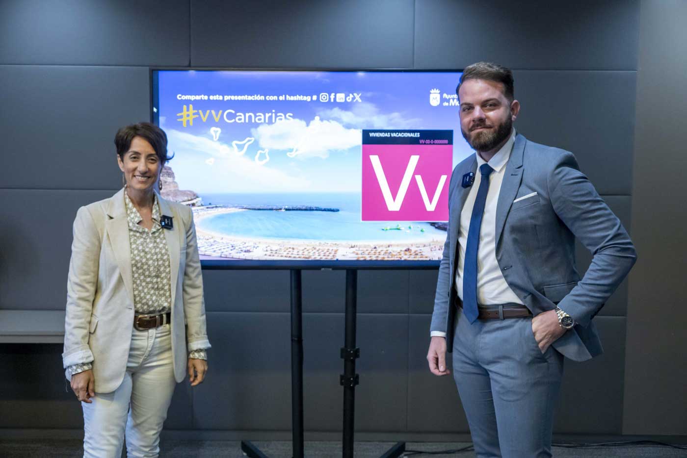 Onalia Bueno presenterar