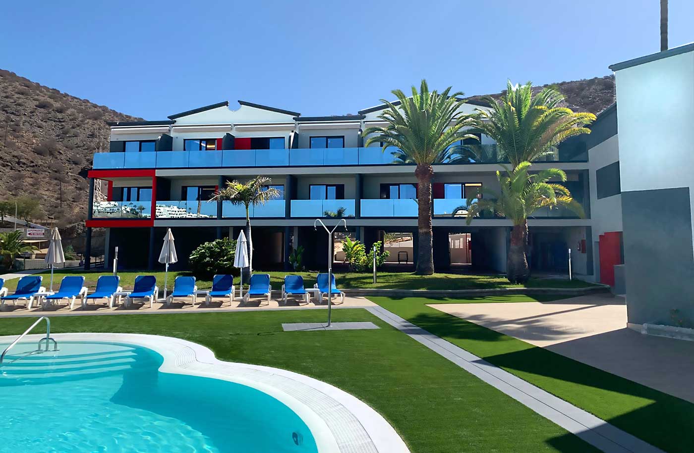 BIld på poolområdet Natural Park