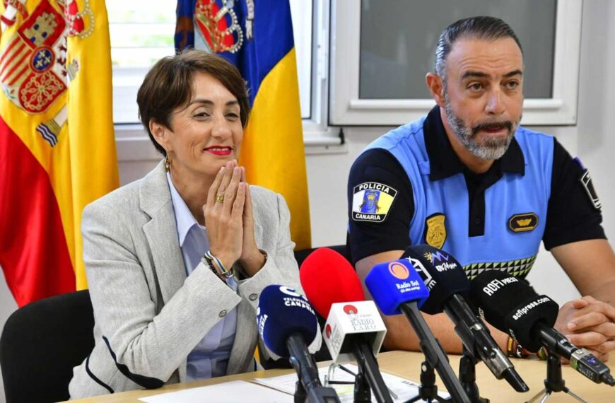 Presskonferans med borgmästaren och polis representant