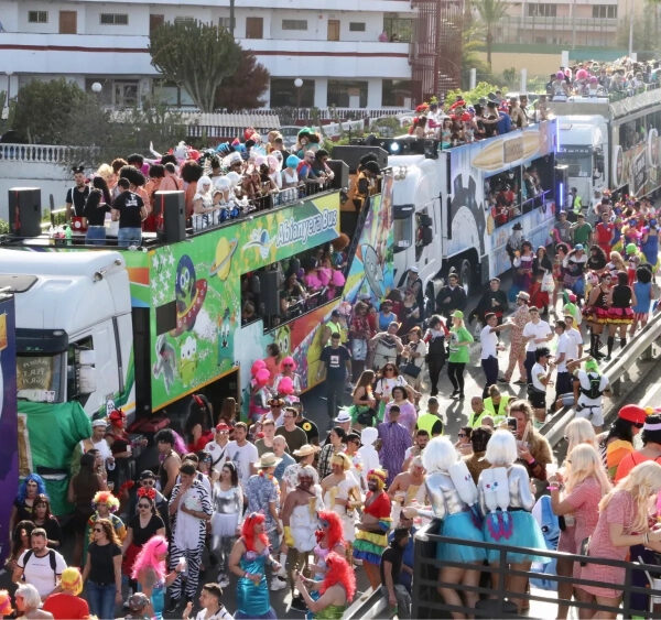 Karnevalsparad i Maspalomas
