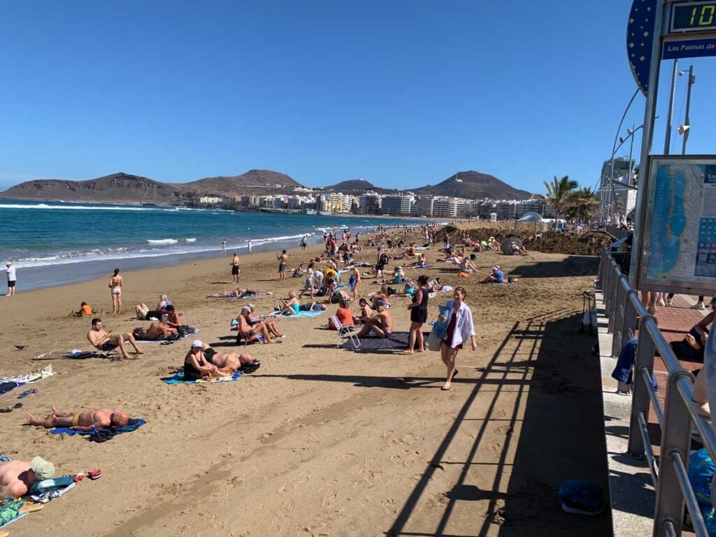 Las Canteras Gran Canaria lugnt väder trots ovädret Therese