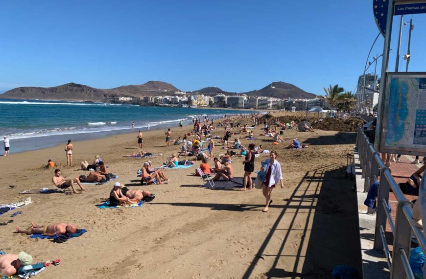 Las Canteras Gran Canaria lugnt väder trots ovädret Therese