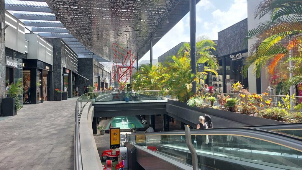 Shoppingcenter Mogan Mall