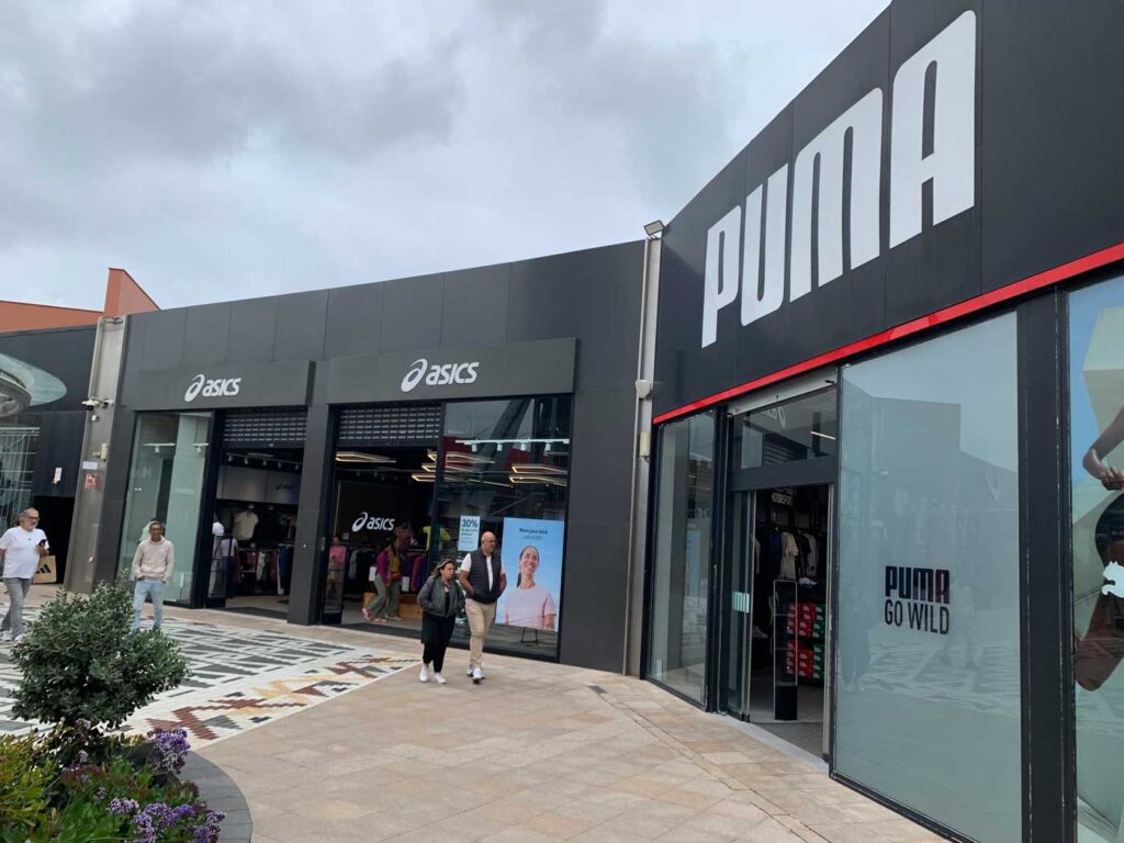 Utbud på shoppingcenter Las Terrazas, Puma och & Asics