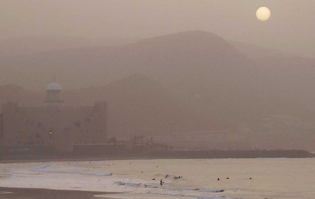 Calima över Las Canteras