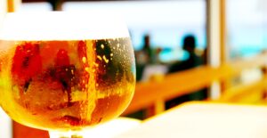 Var sjunde öl som dricks i Spanien är numera alkoholfri