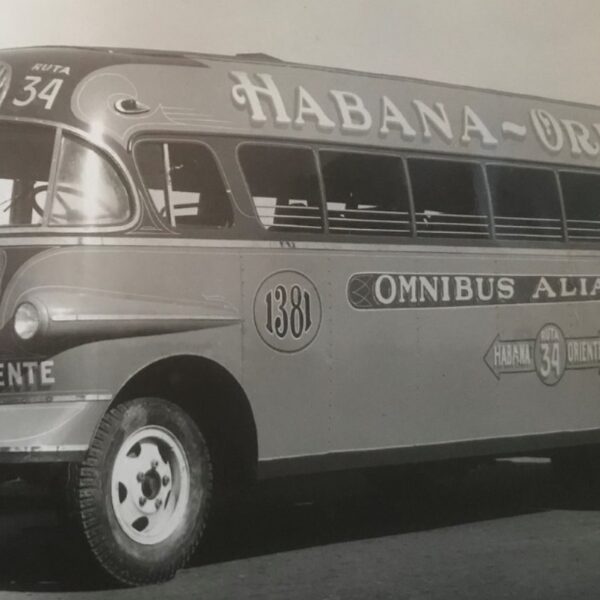 Varför heter bussen &laquo;guagua&raquo; på Gran Canaria?